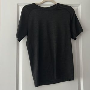 Black Size Small Men’s Lululemon Drysense Short Sleeve Shirt